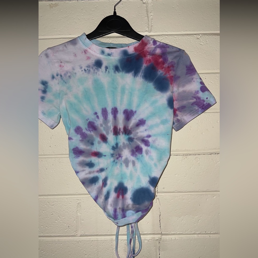 tie dyed open back string tie tee